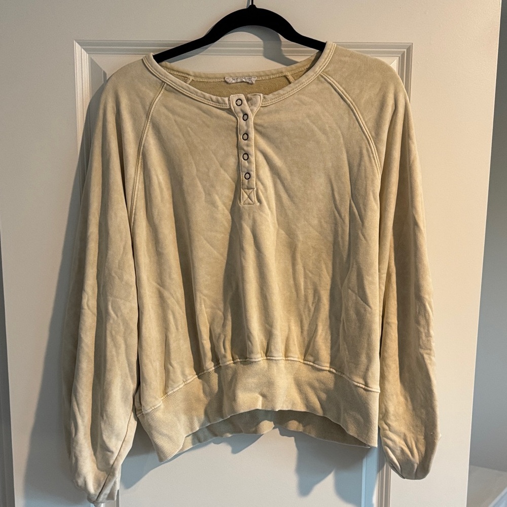 Cream Casual Women's Top